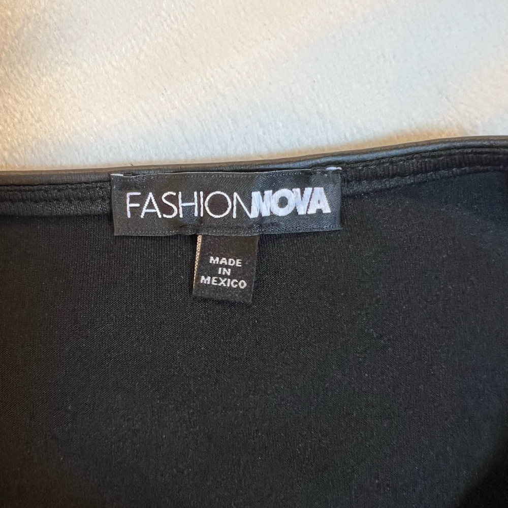 Fashion Nova leggings and top set black color Size Medium - Picture 2 of 9